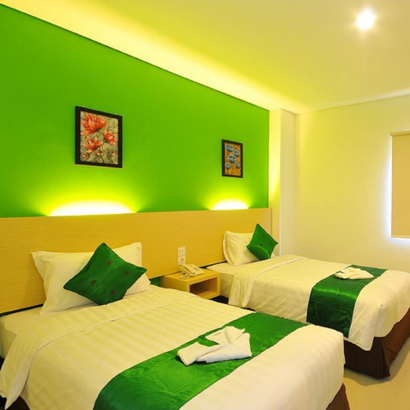 Pratama Hotel & Convention Mataram Exterior foto